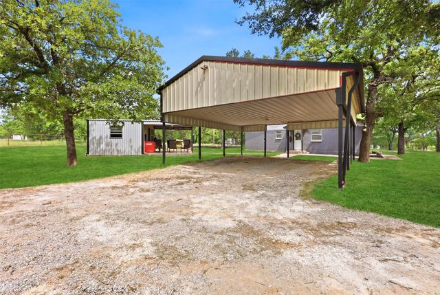992 Fm 2210, Bridgeport, TX 76426