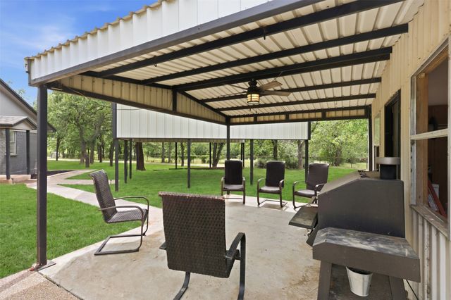 992 Fm 2210, Bridgeport, TX 76426