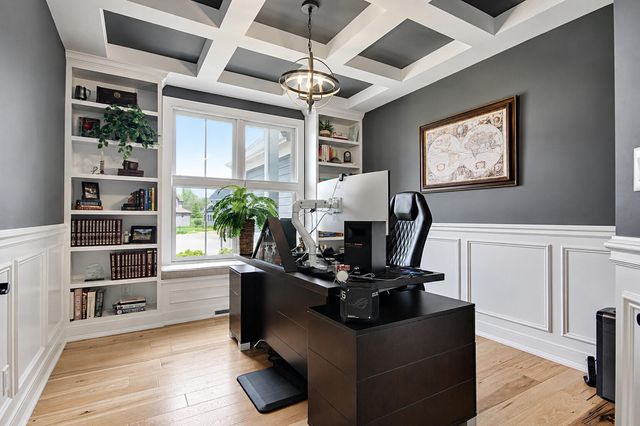 12935 Red Lily Way, St. John, IN 46373