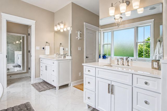 12935 Red Lily Way, St. John, IN 46373