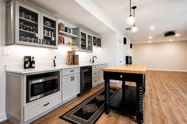 12935 Red Lily Way, St. John, IN 46373