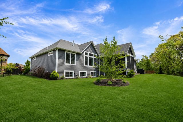 12935 Red Lily Way, St. John, IN 46373