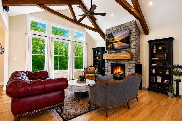 12935 Red Lily Way, St. John, IN 46373