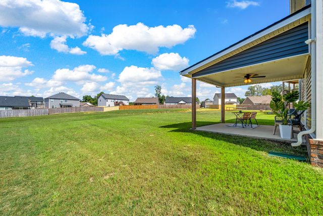 299 Dugger Dr, Clarksville, TN 37042