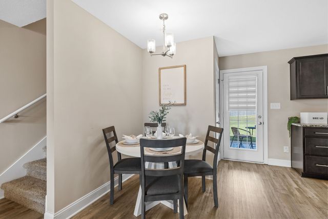 299 Dugger Dr, Clarksville, TN 37042