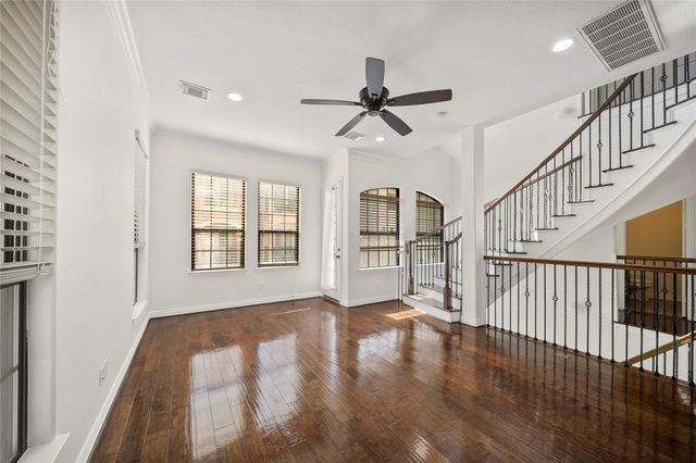 7130 Laguna Villas, Houston, TX 77036