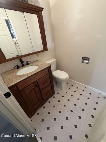 7526 W Pine ST, Rathdrum, ID 83858