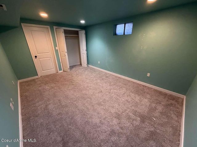 7526 W Pine ST, Rathdrum, ID 83858
