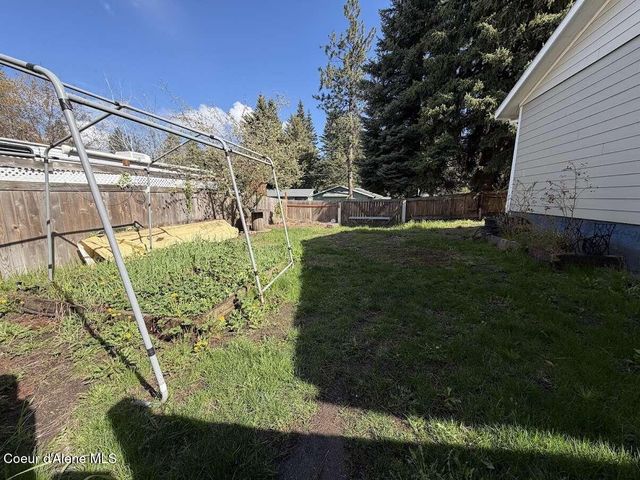 7526 W Pine ST, Rathdrum, ID 83858