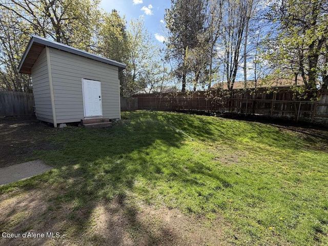 7526 W Pine ST, Rathdrum, ID 83858