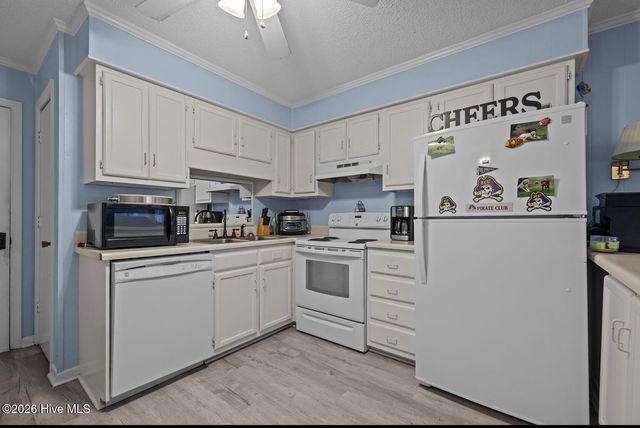 301 Commerce Way 301, Atlantic Beach, NC 28512