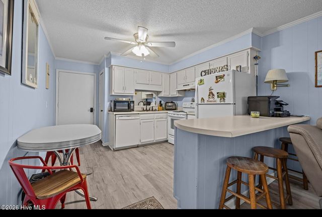 301 Commerce Way 301, Atlantic Beach, NC 28512