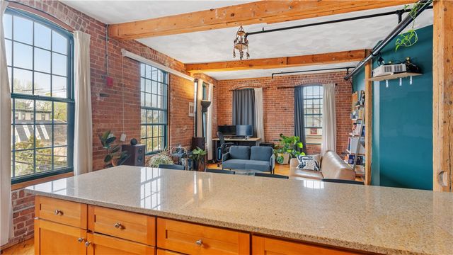 407 Pine Street 305, Providence, RI 02903