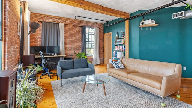 407 Pine Street 305, Providence, RI 02903