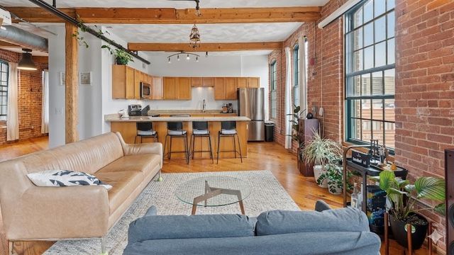 407 Pine Street 305, Providence, RI 02903