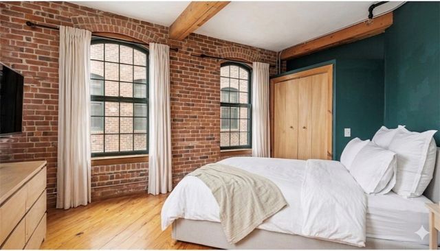 407 Pine Street 305, Providence, RI 02903