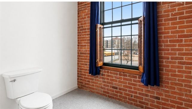 407 Pine Street 305, Providence, RI 02903