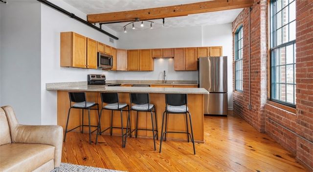 407 Pine Street 305, Providence, RI 02903