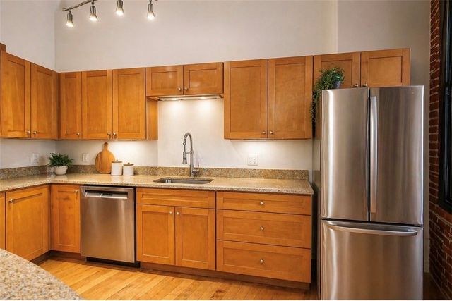 407 Pine Street 305, Providence, RI 02903