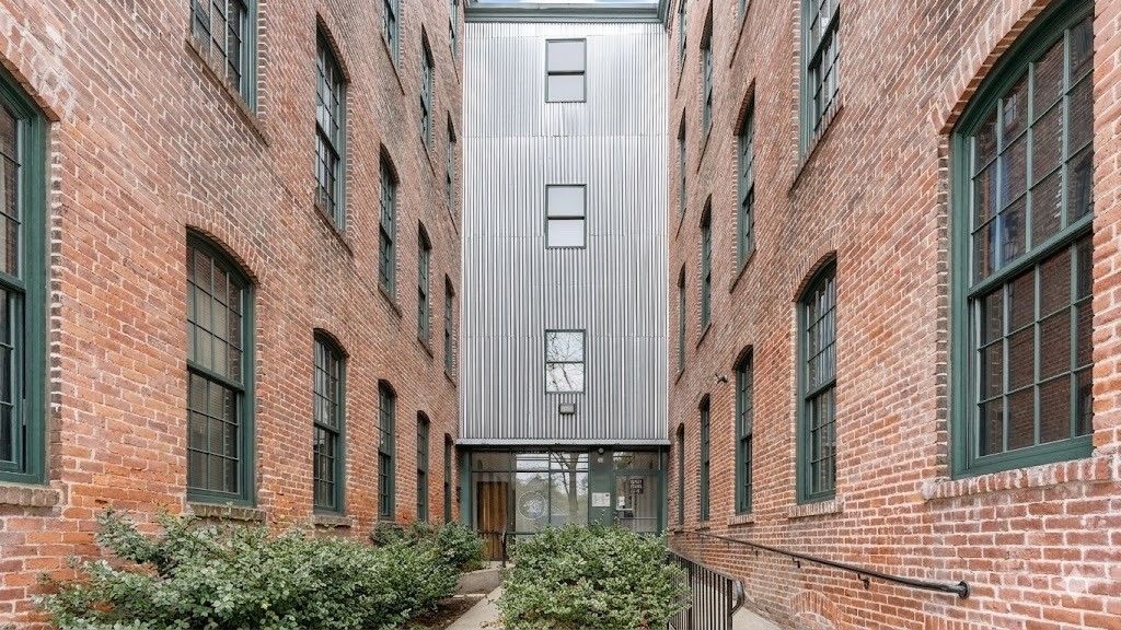 407 Pine Street 305, Providence, RI 02903