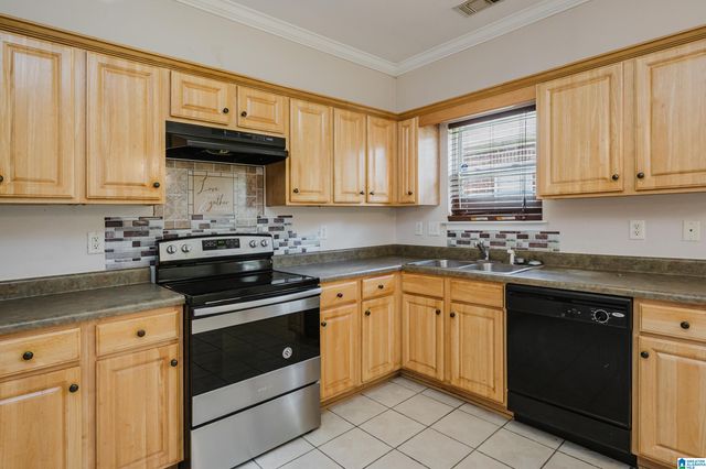 2733 OXMOOR WAY, Birmingham, AL 35211