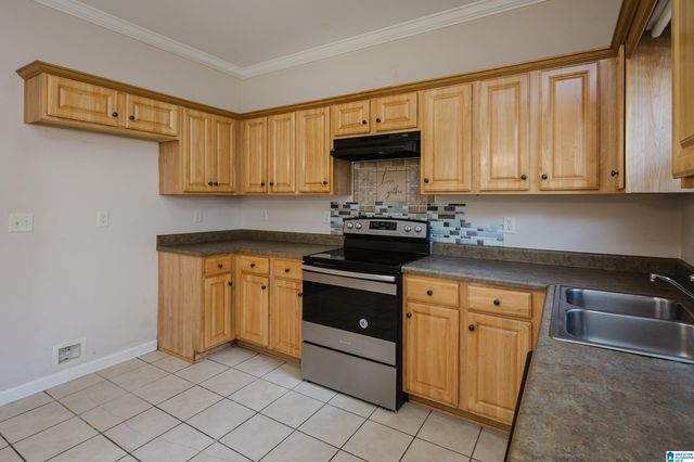 2733 OXMOOR WAY, Birmingham, AL 35211
