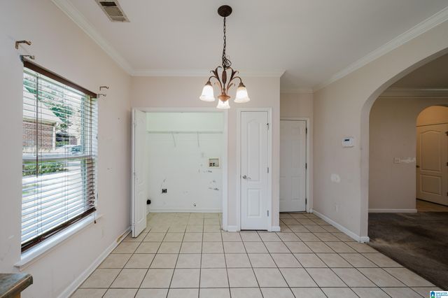 2733 OXMOOR WAY, Birmingham, AL 35211
