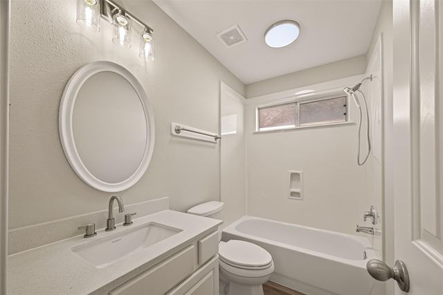 9210 Reflections Path Way, Humble, TX 77396