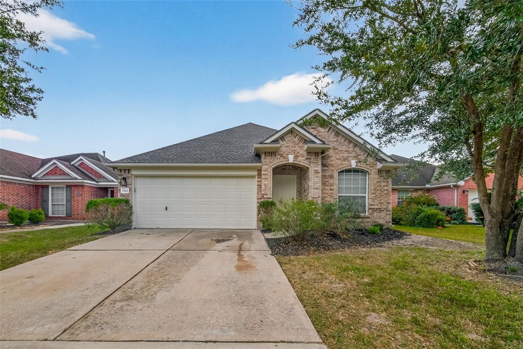9210 Reflections Path Way, Humble, TX 77396