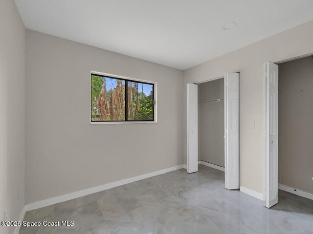 1846 24th Place SW, Vero Beach, FL 32962