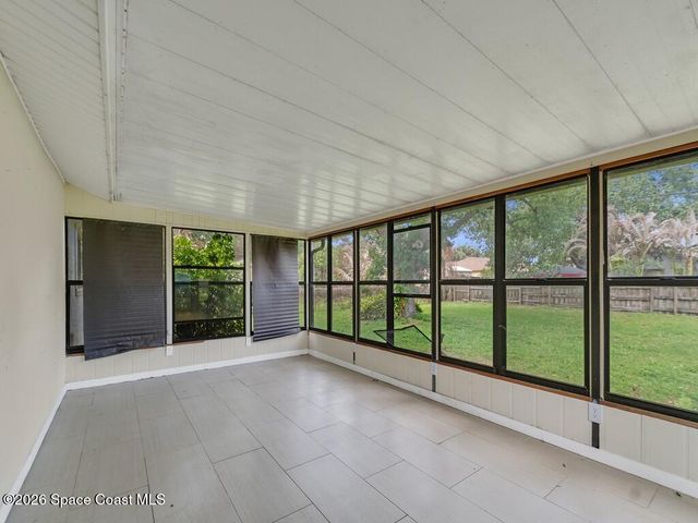 1846 24th Place SW, Vero Beach, FL 32962