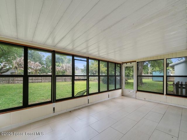 1846 24th Place SW, Vero Beach, FL 32962