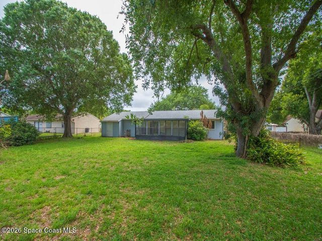 1846 24th Place SW, Vero Beach, FL 32962