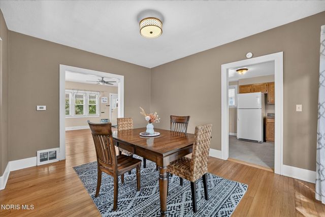 2235 Charlestown Avenue, Toledo, OH 43613