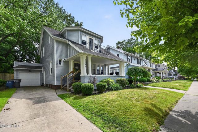 2235 Charlestown Avenue, Toledo, OH 43613