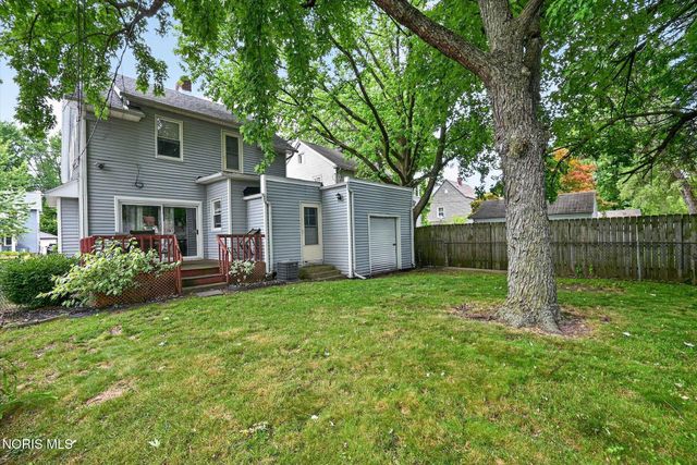 2235 Charlestown Avenue, Toledo, OH 43613