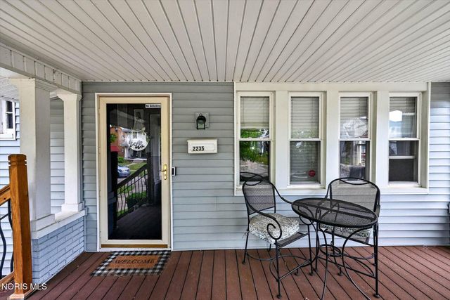 2235 Charlestown Avenue, Toledo, OH 43613