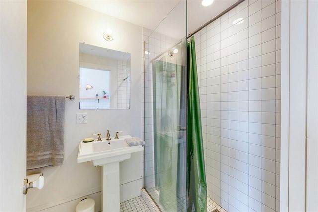 225 Weybosset Street 2, Providence, RI 02903