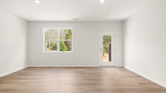 6028 Skylar Drive, South Fulton, GA 30331