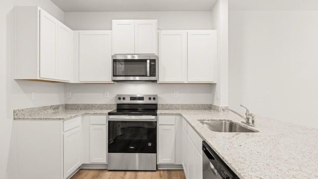6028 Skylar Drive, South Fulton, GA 30331