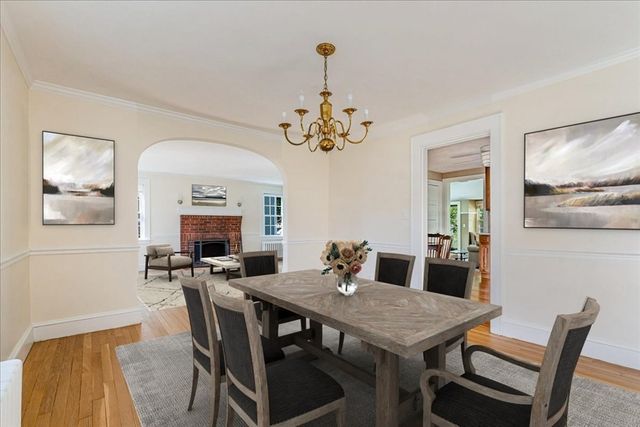 41 Wallace Rd, Quincy, MA 02169