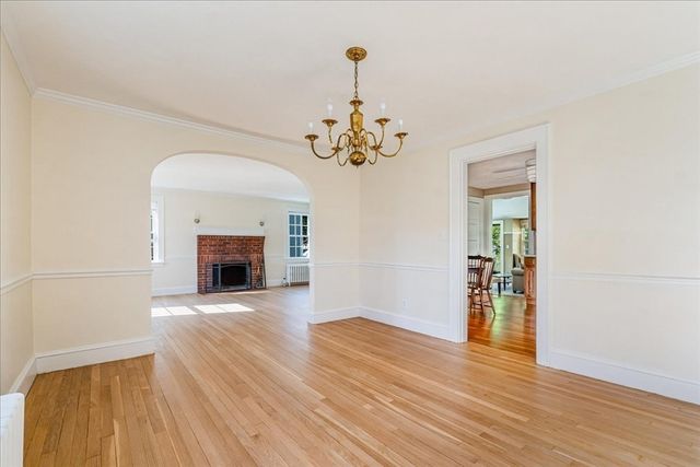 41 Wallace Rd, Quincy, MA 02169