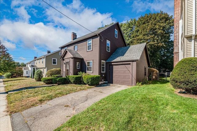41 Wallace Rd, Quincy, MA 02169