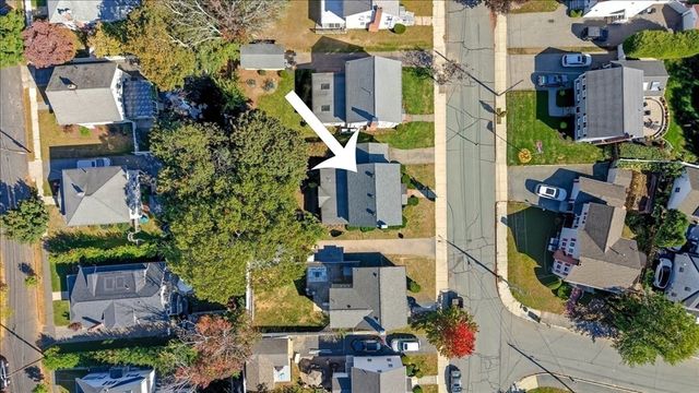 41 Wallace Rd, Quincy, MA 02169