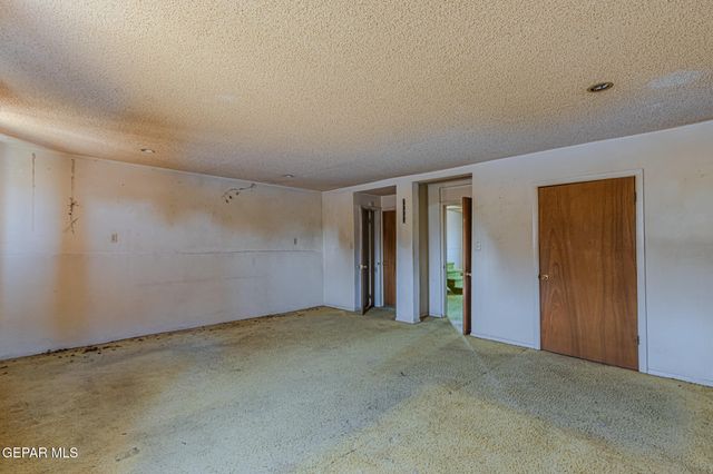 456 MELENDEZ Street, Socorro, TX 79927