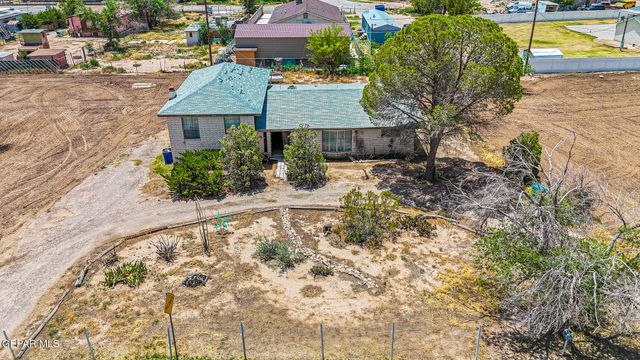 456 MELENDEZ Street, Socorro, TX 79927
