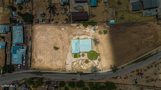 456 MELENDEZ Street, Socorro, TX 79927