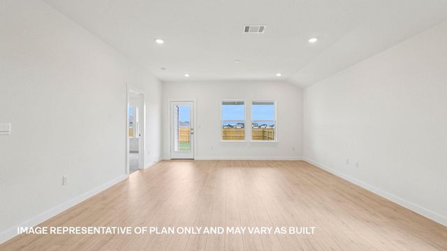 7004 Frog Pond BND, Del Valle, TX 78617