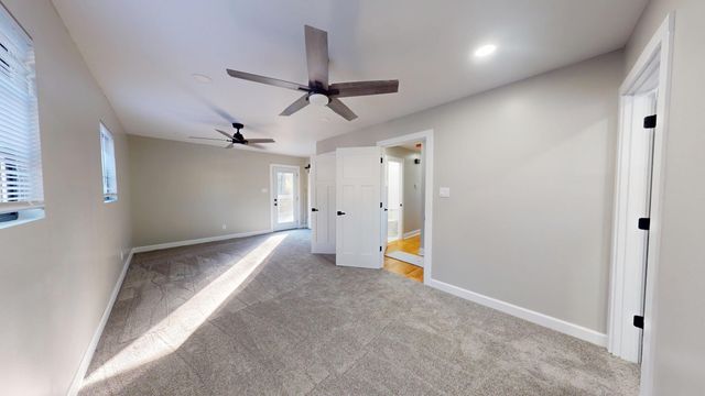 1033 E 51st Place, Gary, IN 46409