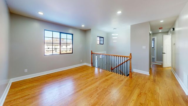 1033 E 51st Place, Gary, IN 46409